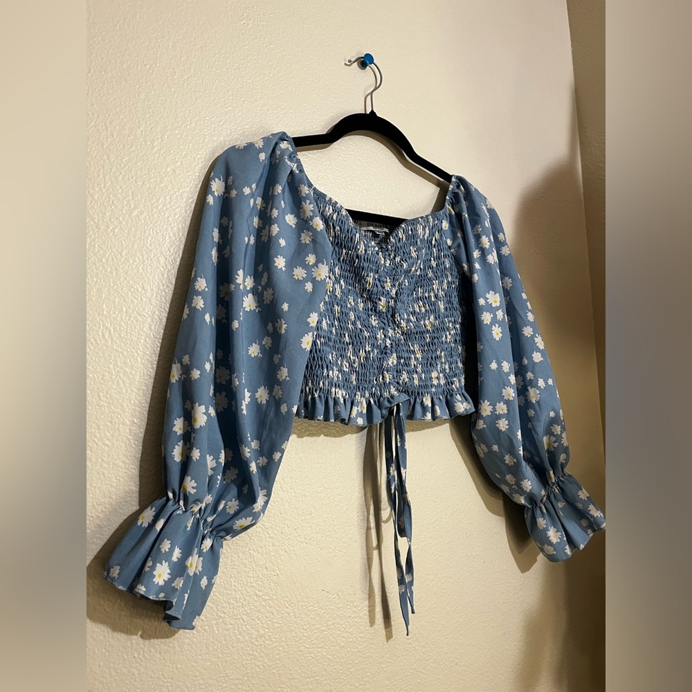 Blue too with white flowers